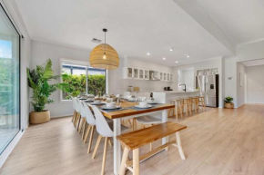 Tea Tree Retreat - 5 Bedrooms, sleeps 13